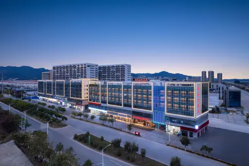 RAMADA BY WYNDHAM