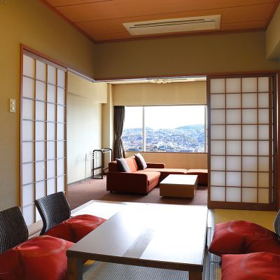 最上階&夜景確約  DX（デラックス） 和洋室[洋室ツイン+和室7.5畳+リビング] 大江戸温泉物語　長崎ホテル清風 クーポン