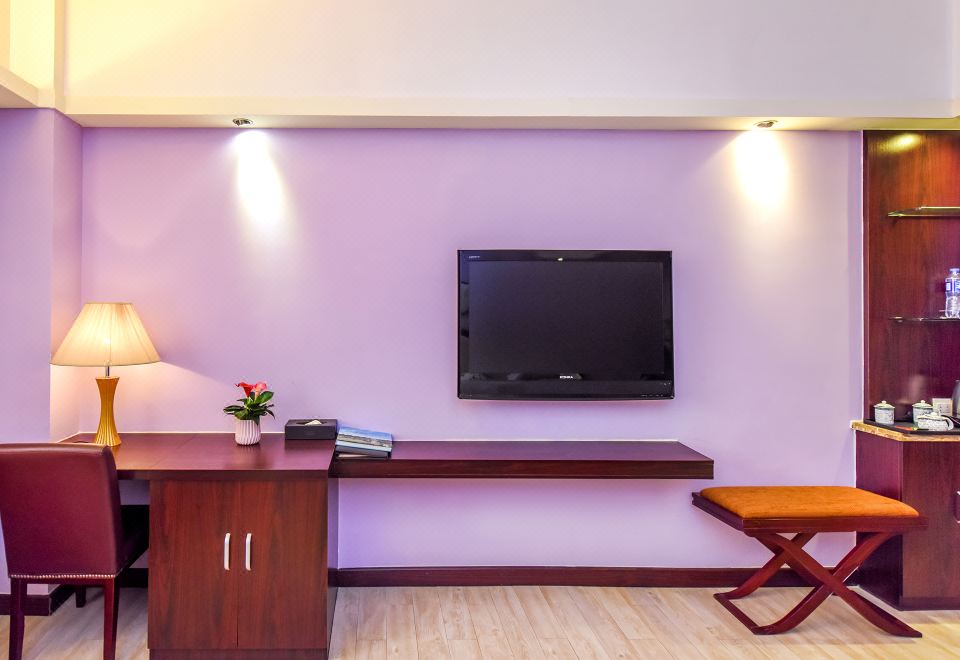 豪华大床房「零压床垫-高定床品-小冰箱-亲肤洗浴」