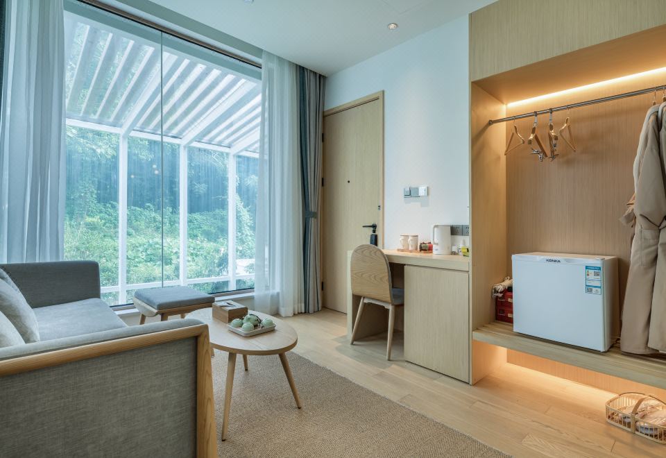 漫山小院·青一大床房