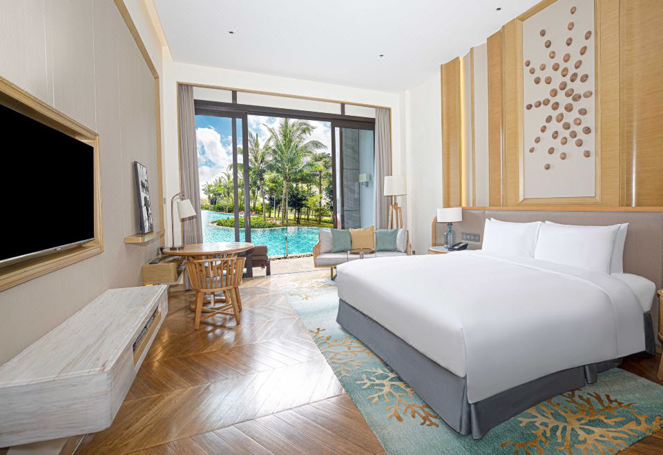 奢华泳池大床房