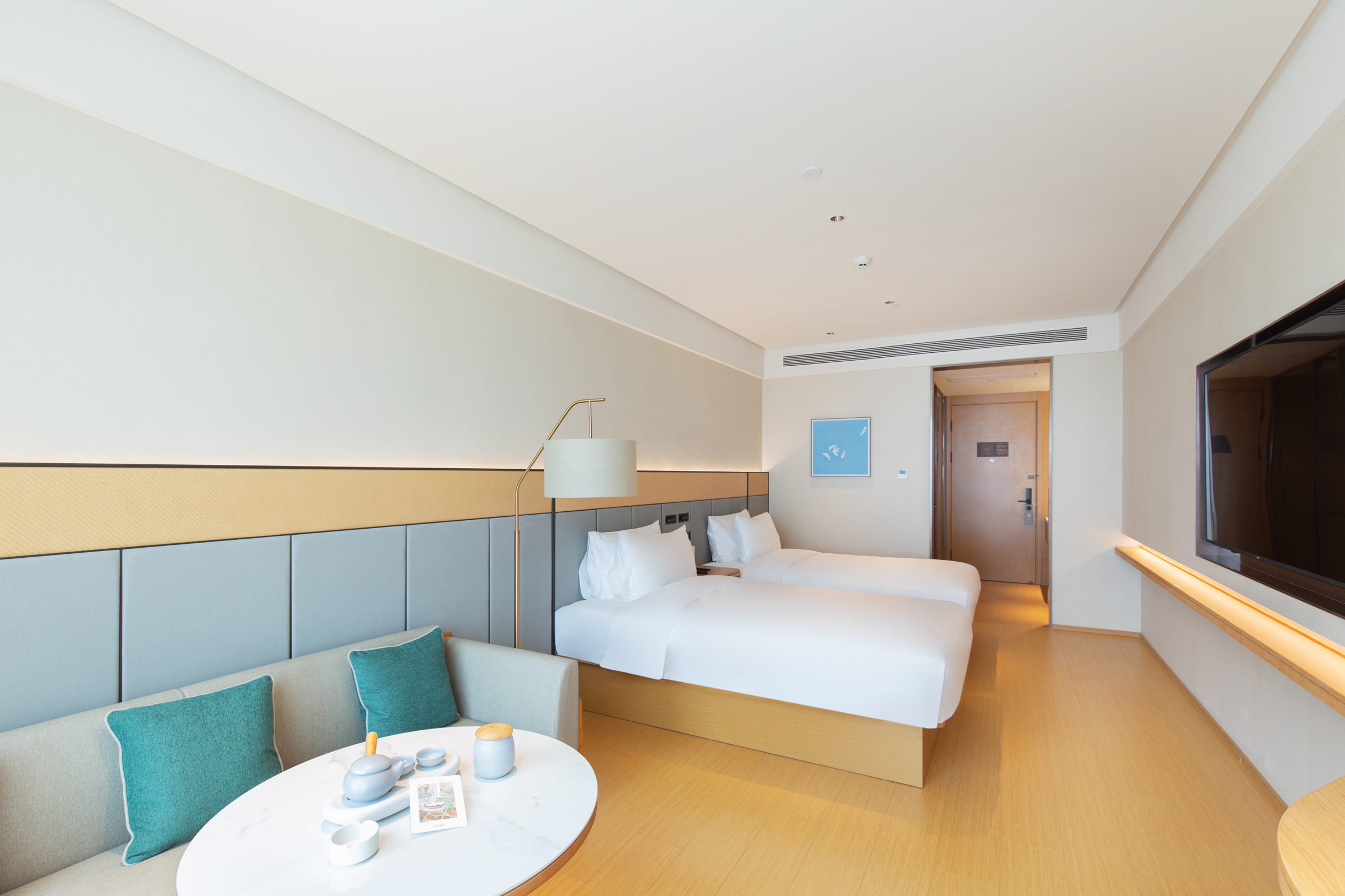 商务双床房（智能客控+手机投屏+落地窗+金可儿床垫）