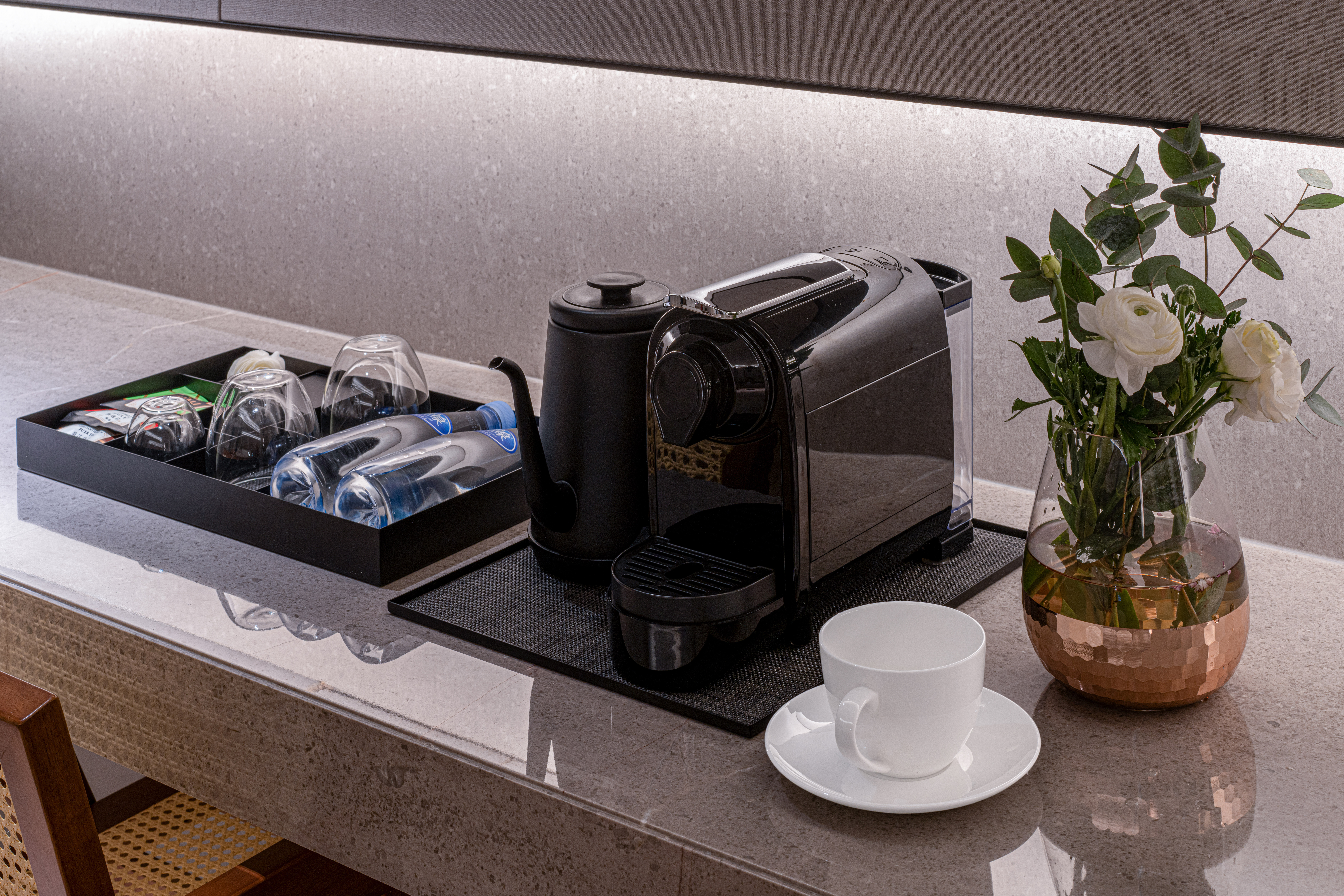 高级大床房（智能客控+小冰箱）