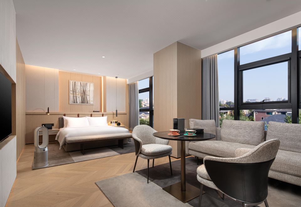 行政智能大床房（配有戴森吹风机）