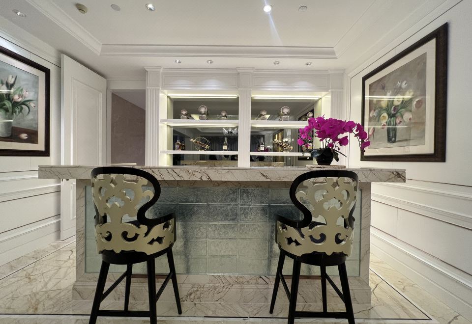 World Trade Winning HotelPresidential Suite