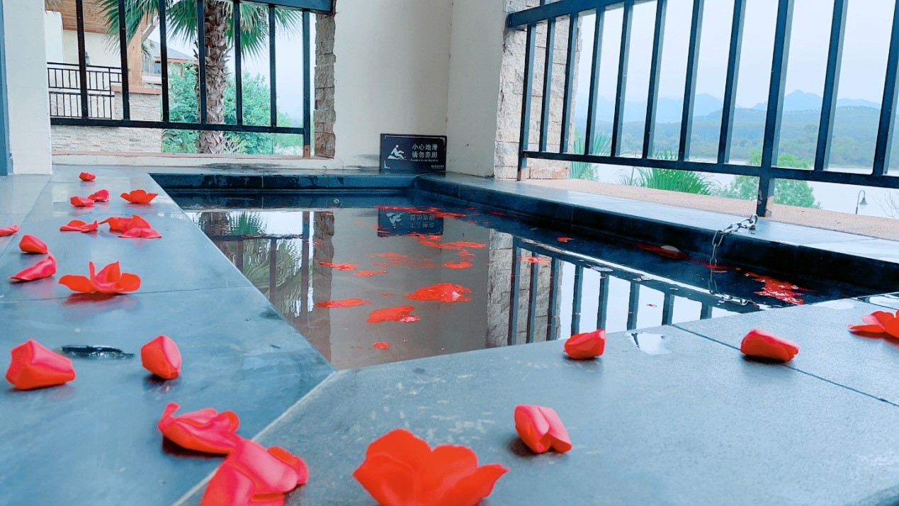 Baodun Lake Hushan Hot Spring Resort2-bed Room With Sea View