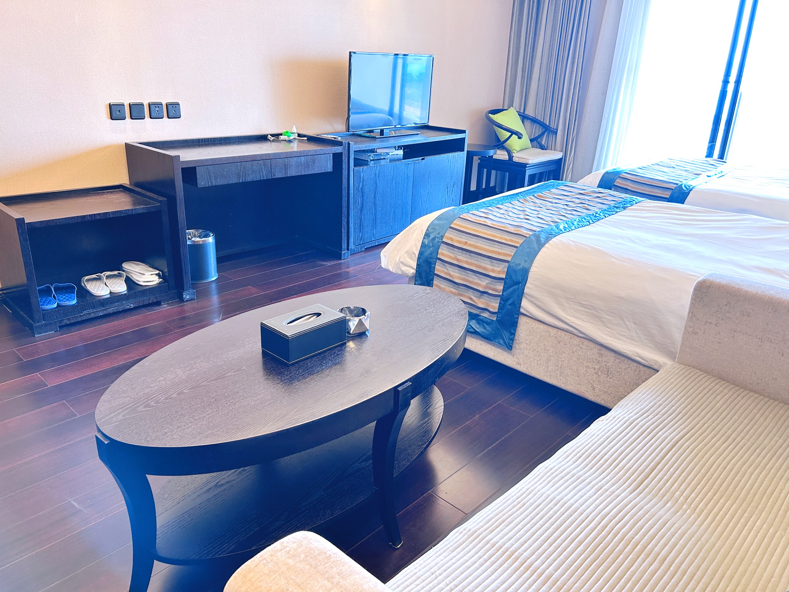 暮云·正湖景露台双床房