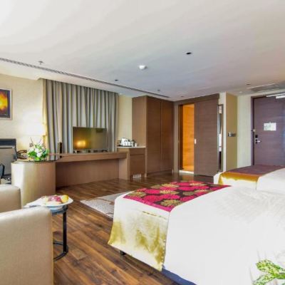 Bilik Keluarga Kupon The Light Hotel Penang (PenangFightCovid-19 Certified)