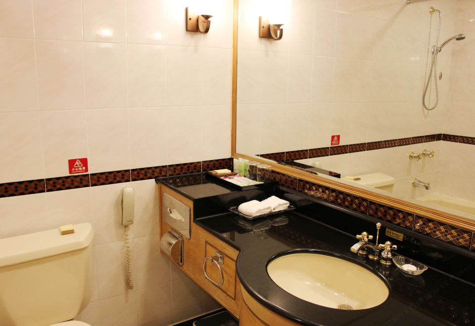 联丰楼标准双床房