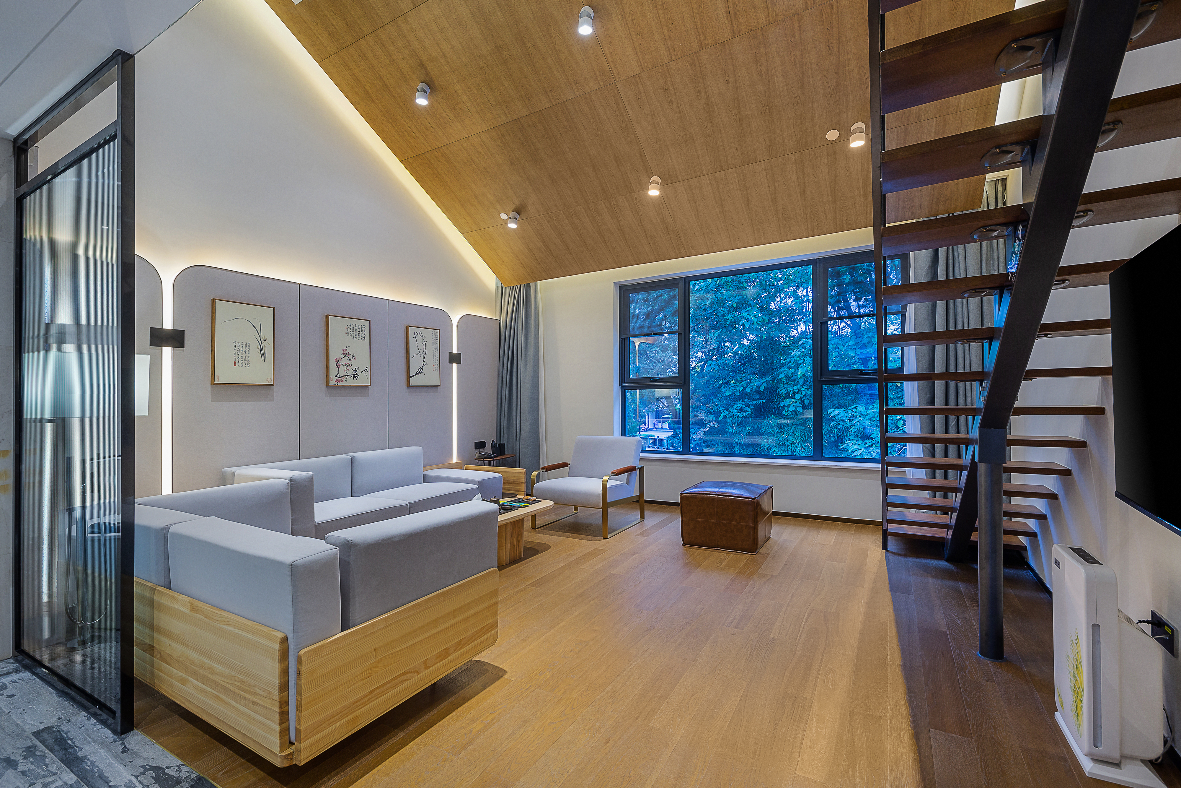 莫彷徨-LOFT泡泡浴大床套房（高端洗护+智能客控）