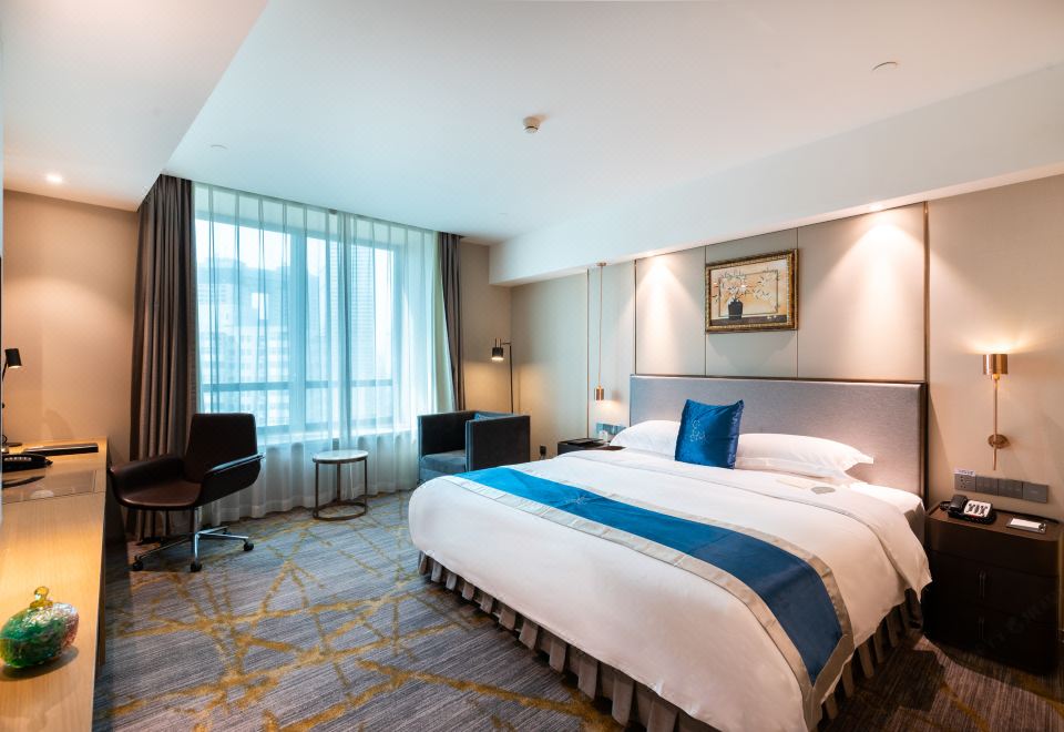 Tianjin Golden Crown HotelPremier Suite