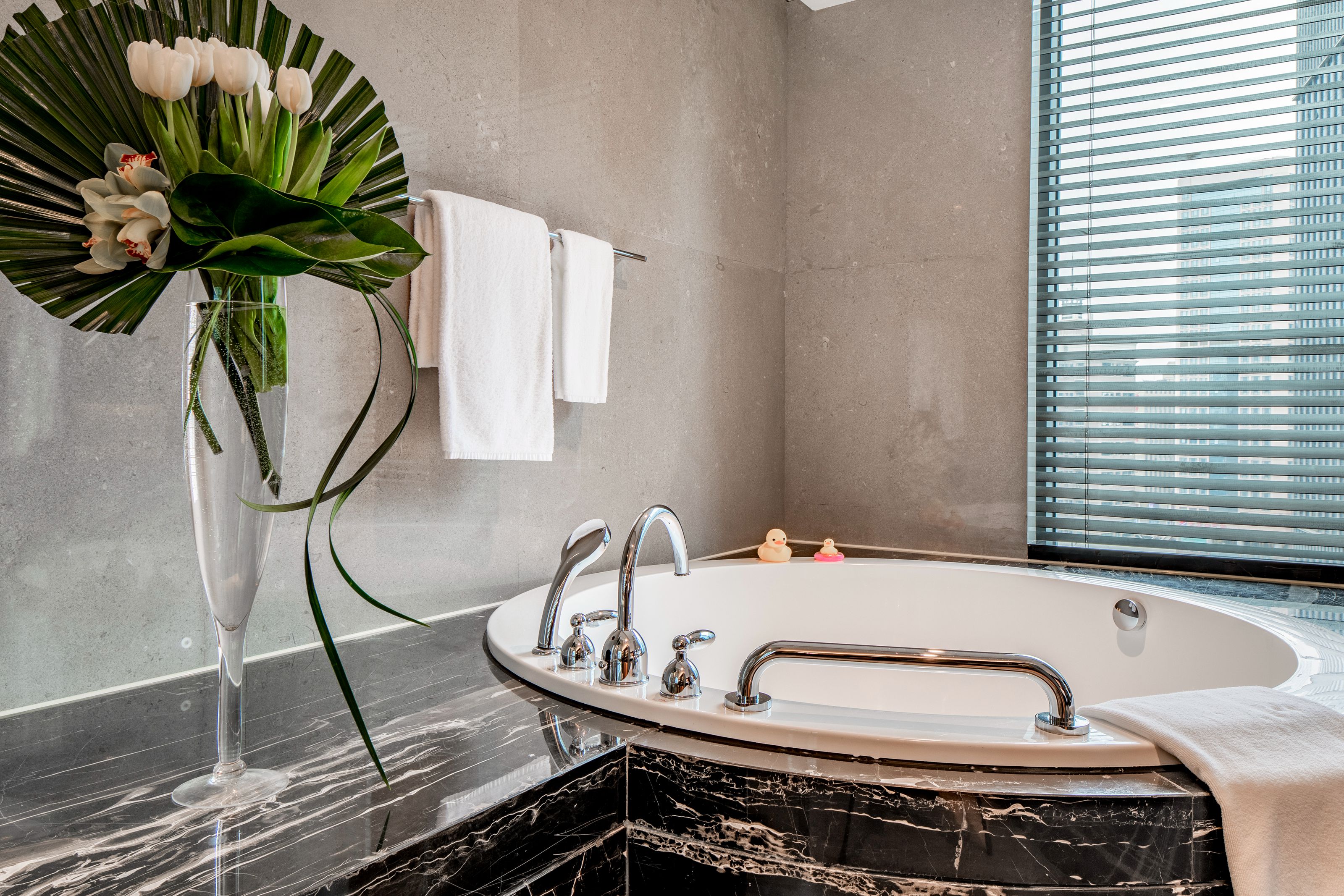 英迪格豪华双床房