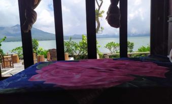 Batur Green Lake