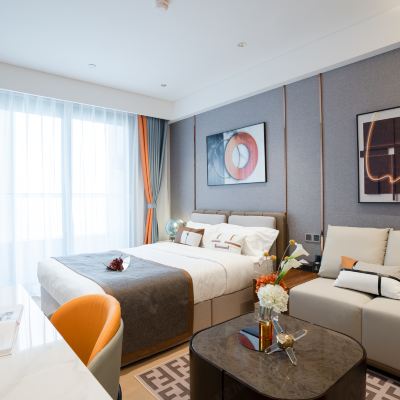 閒情逸緻行政房（高空城景+洗衣機+獨立陽台+全屋暖氣） 鉑斯登行政公寓（深圳京基濱河時代下沙地鐵站店）優惠