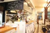Cafe & Guest House Nagonoya