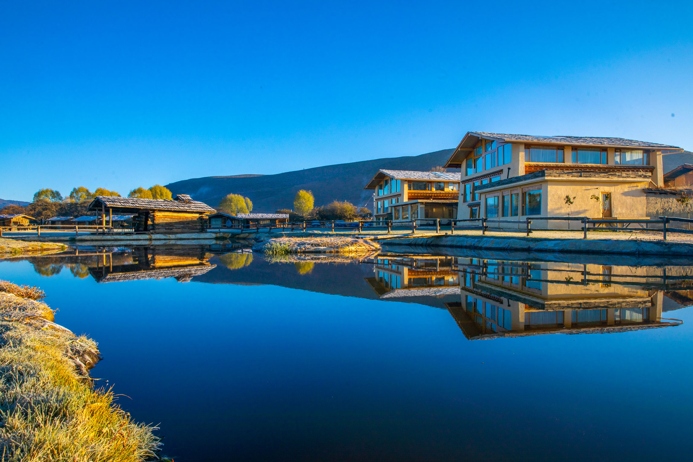 355 รีวิวของYilahai Jijing Manor (Shangri-La Ten Miles Snow  Mountain)จากผู้เข้าพักจริง | Trip.com