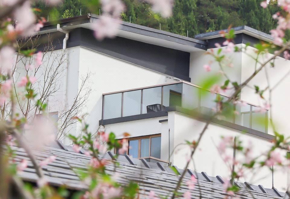 Four Points By Sheraton Qiandao LakeSheraton 6-Bedroom Villa