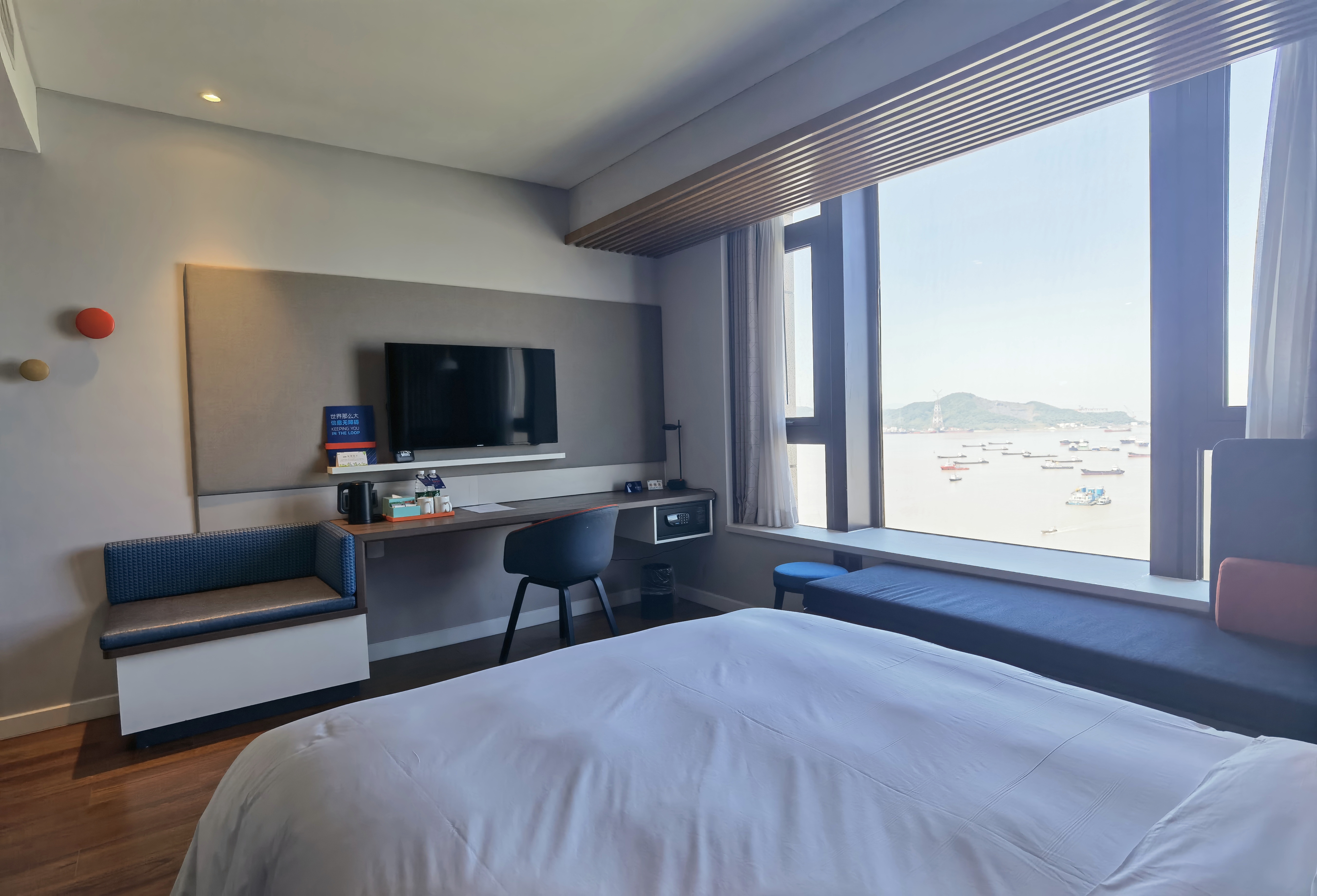 Holiday Inn Express ZHOUSHAN DINGHAI by IHG高级房大床 海景
