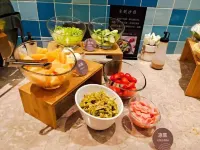 Homeinn Hotel (Mianzhu Nanjing Avenue New World Commercial Plaza)