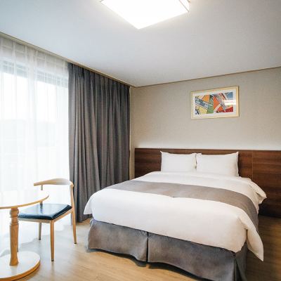 패밀리 스위트 더 앤 리조트 호텔 쿠폰