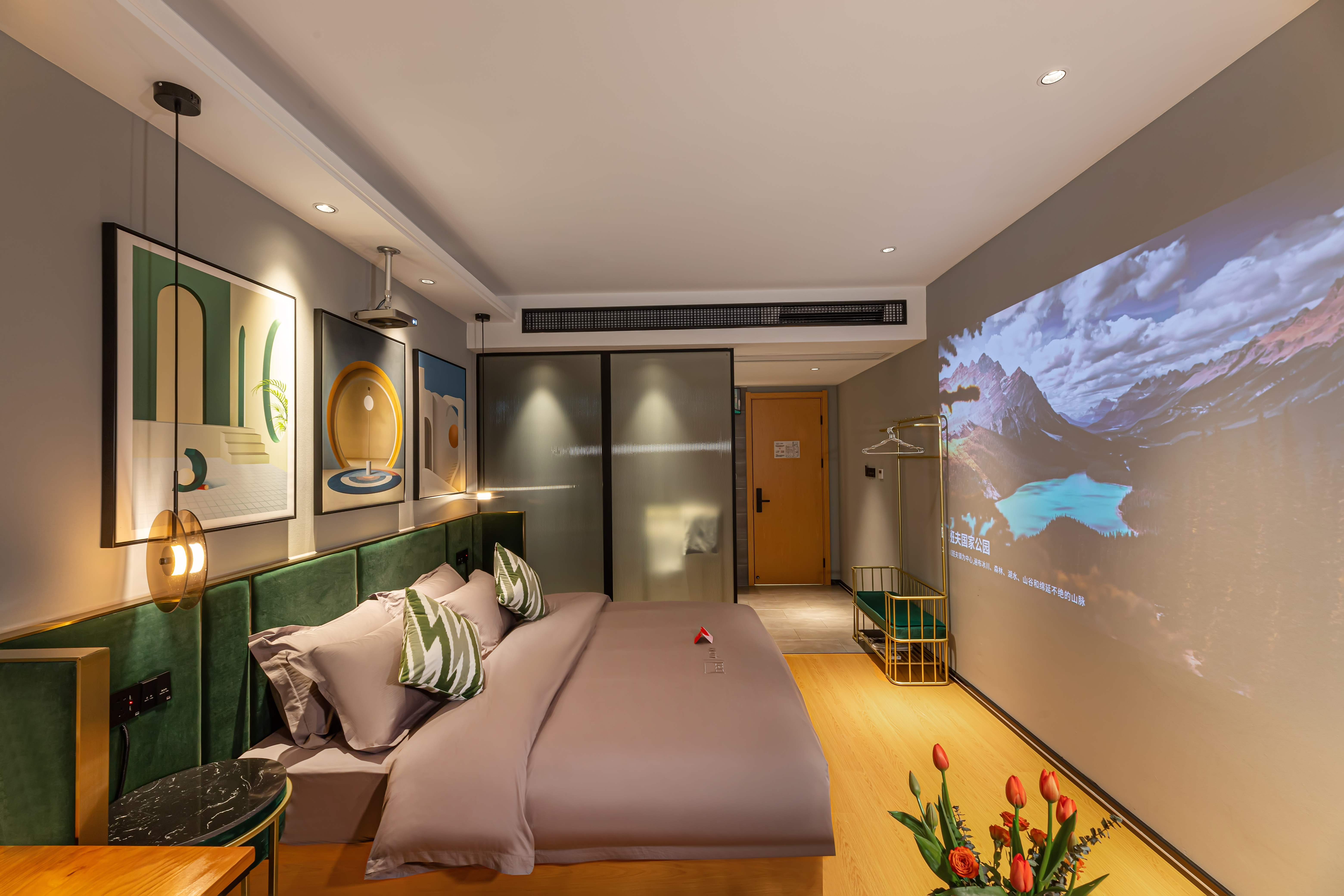 LBED大床房（极米智能投影+恒温马桶+梦境乳胶床垫）