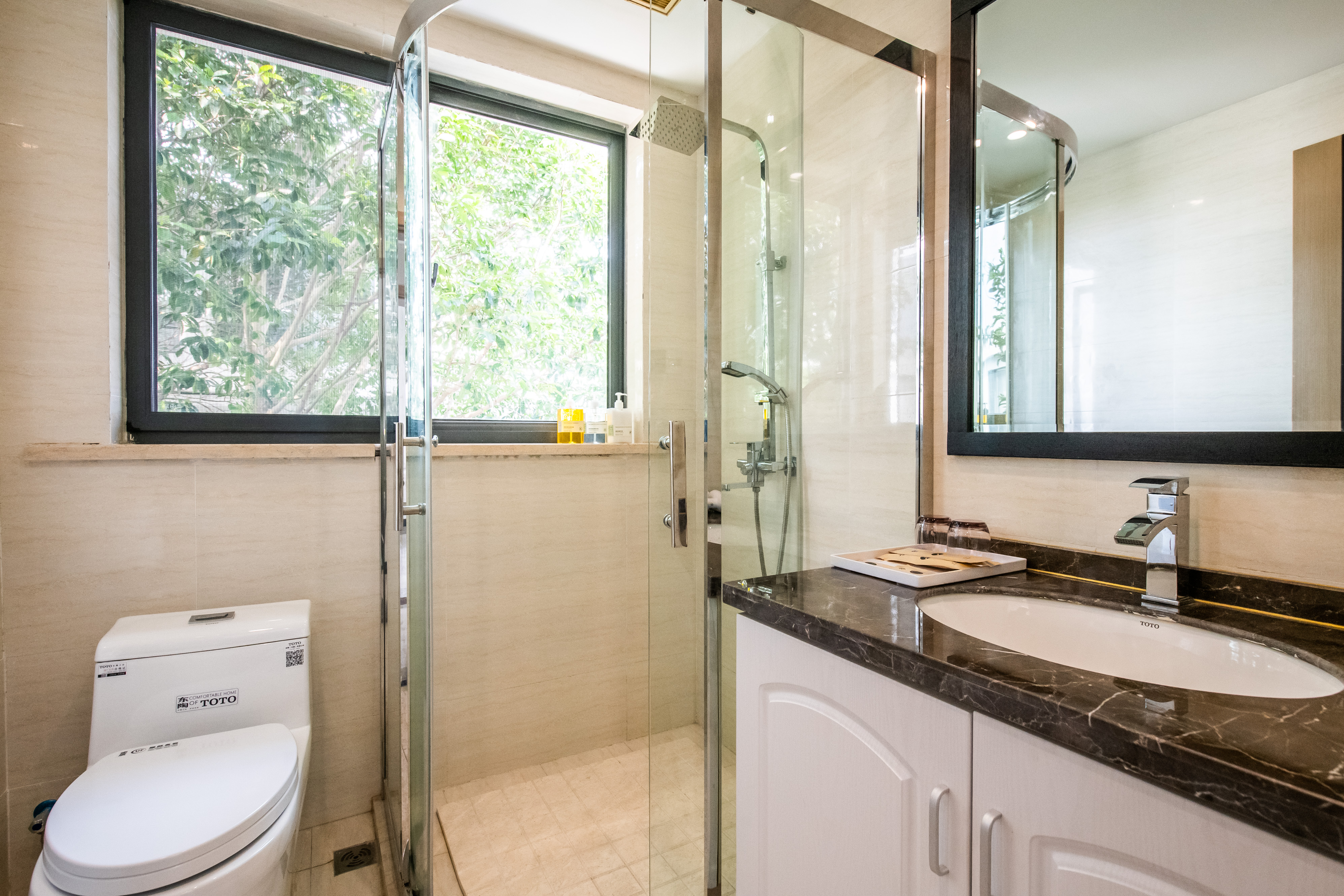 蜗牛谷8房湖景独栋度假别墅