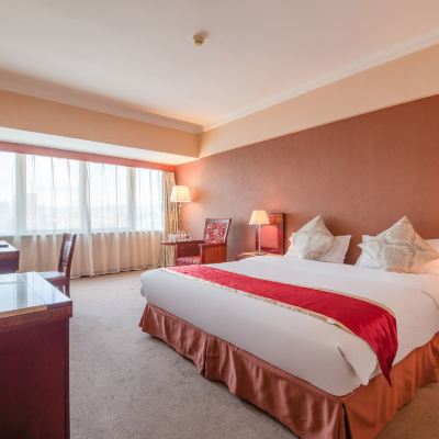 商務大床房 雲糧金泉大酒店（穿心鼓樓地鐵站店）優惠