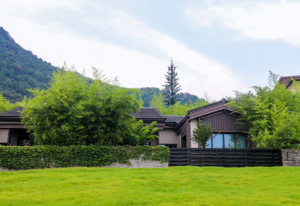 Club Med Joyview Resort AnjiSuite With Courtyard View