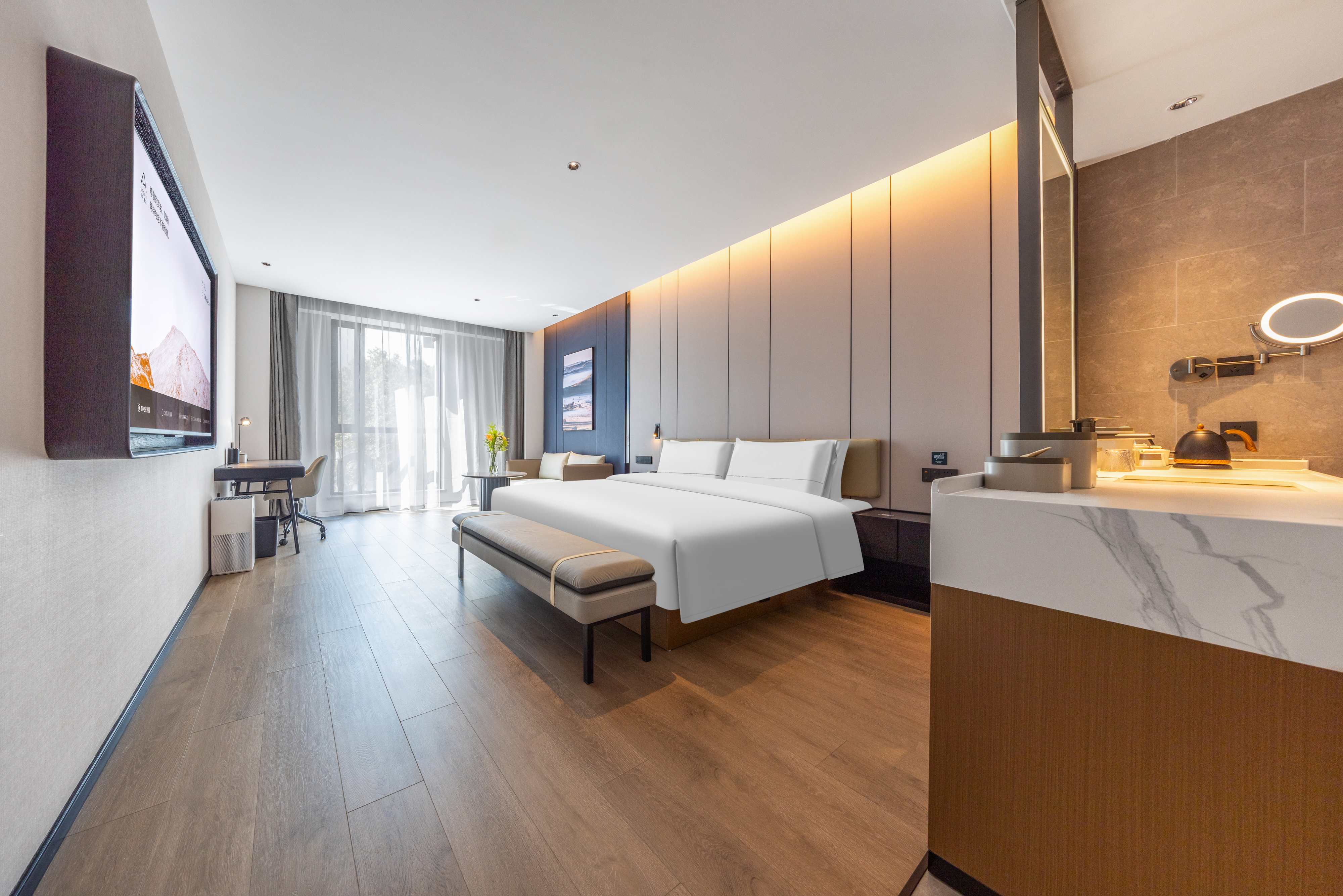 尊享大床房（电视投屏+小冰箱+语音客控）