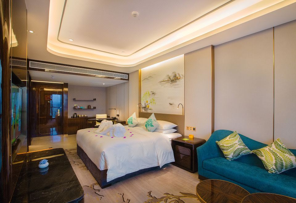 Royale Tower Hotel ChenzhouDeluxe Suite