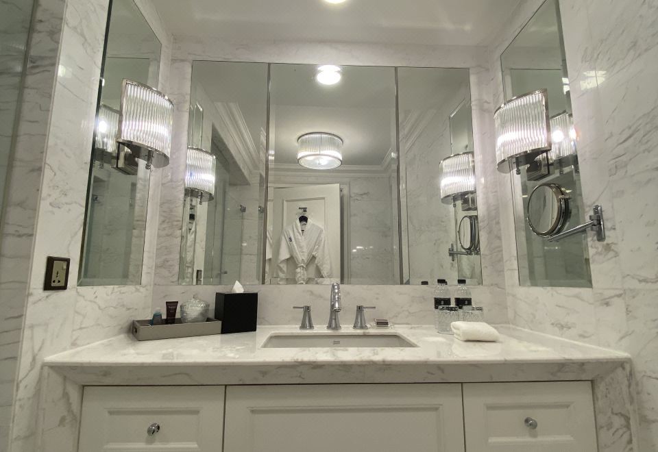 The Ritz Carlton, Kuala LumpurClub Executive Deluxe King Room