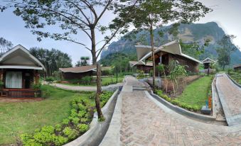 My Hpa-An Residence by Amata