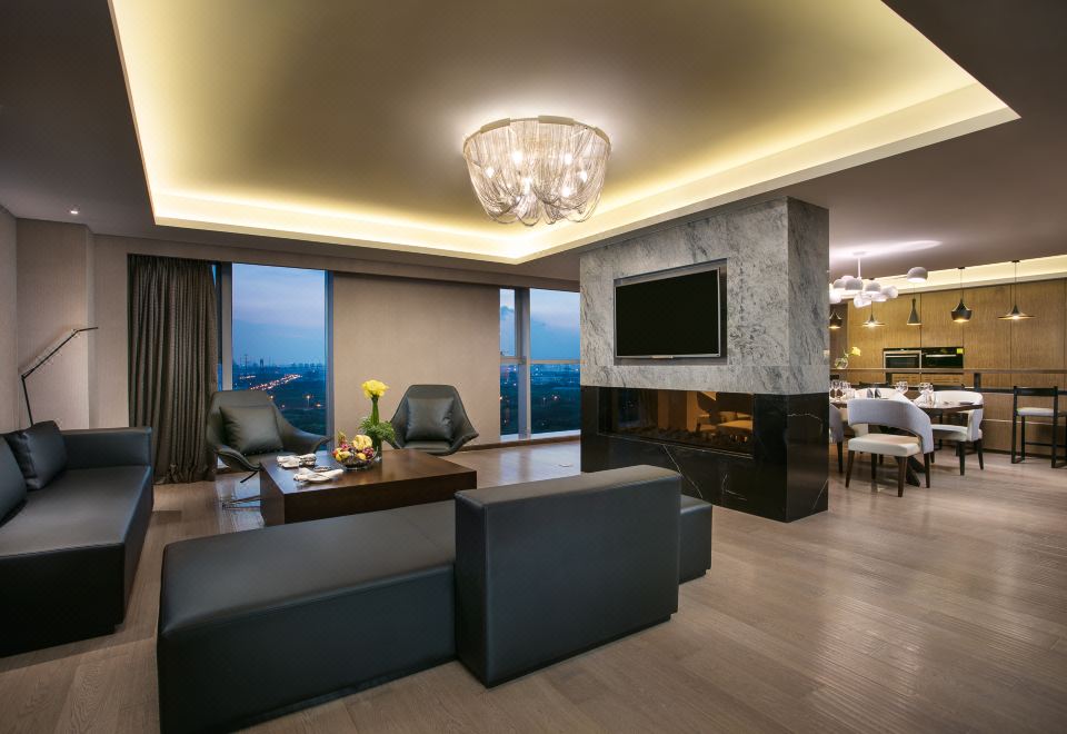 Radisson Blu Shanghai Pudong JinqiaoPresidential Suite