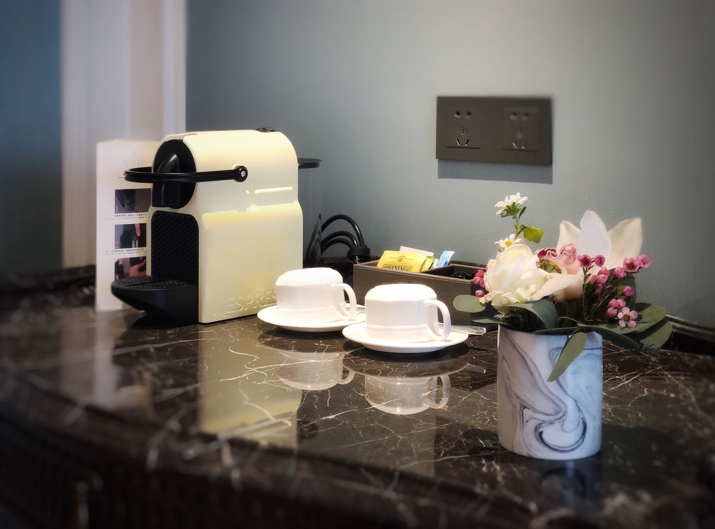 豪華大床房·博洛尼亞光韻