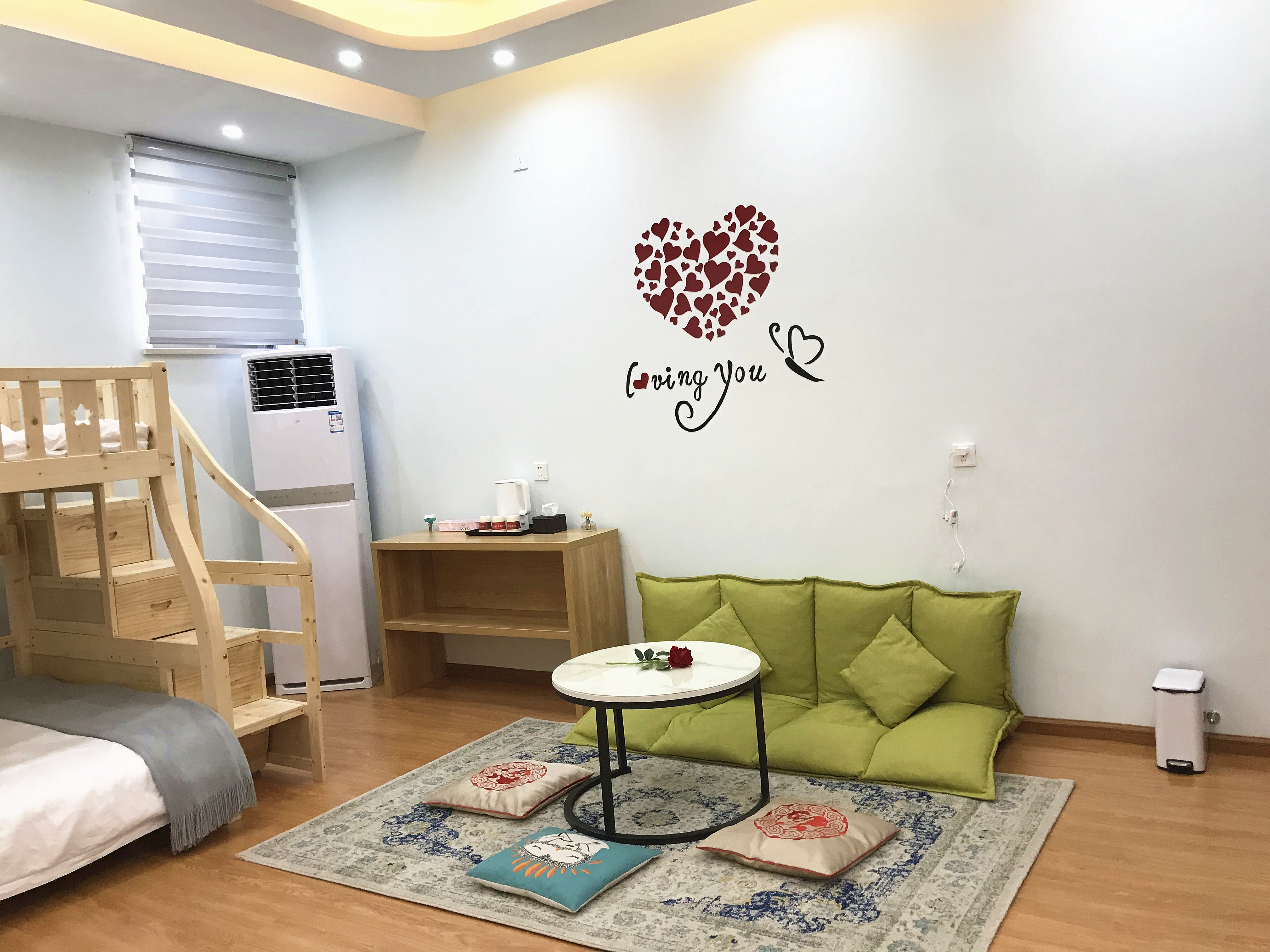 温馨家庭親子房（102）