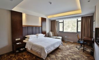 Tiantang Guzhai Holiday Hotel