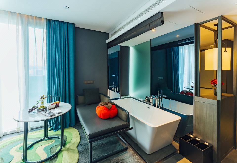 庐居园景大床房