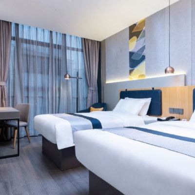 商旅家庭房 如家派柏·雲酒店（珠海情侶路日月貝店）優惠