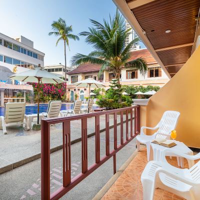 Deluxe Pool Access Room Tony Resort Promo Code