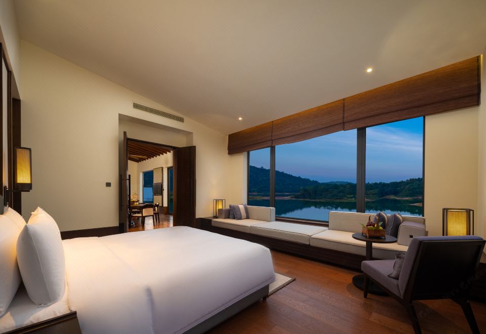 瀛山居湖景雙臥泳池院墅（270度湖景的L型大平層）