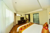 Home Inn UP Huayi Collection Hotel (Rushan South Station)