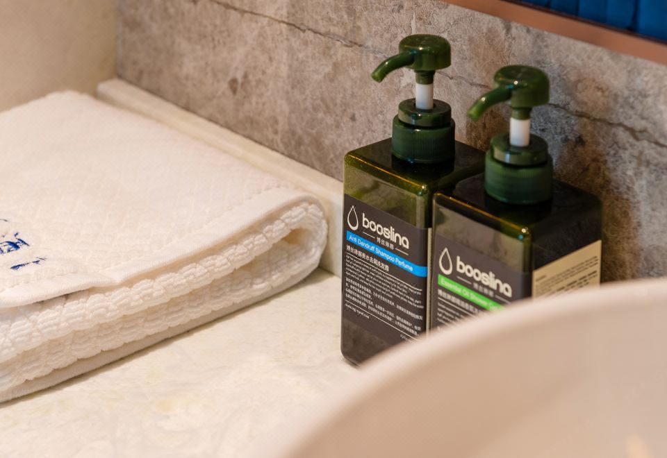 Mountain Fanjing Qixi Resort Guestroom - Double Occupancy, Courtyard-View (Floor Heating)