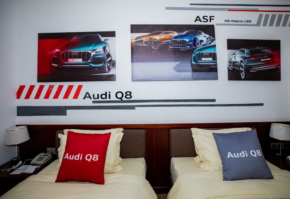 Baodun Lake Hushan Hot Spring ResortVenice Hot Spring Villa - 3-Room, Near Water