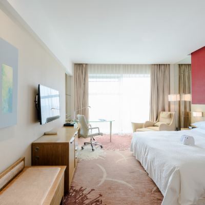 豪華大床房 青島寶龍福朋喜來登酒店優惠