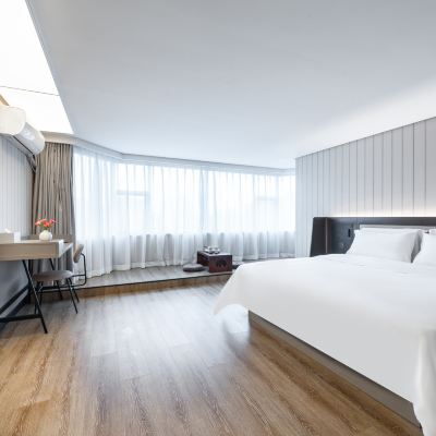 景觀大床房 漢庭酒店（珠海拱北口岸情侶路店）優惠