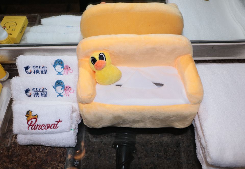 盼酷小黃鴨親子主題高級間