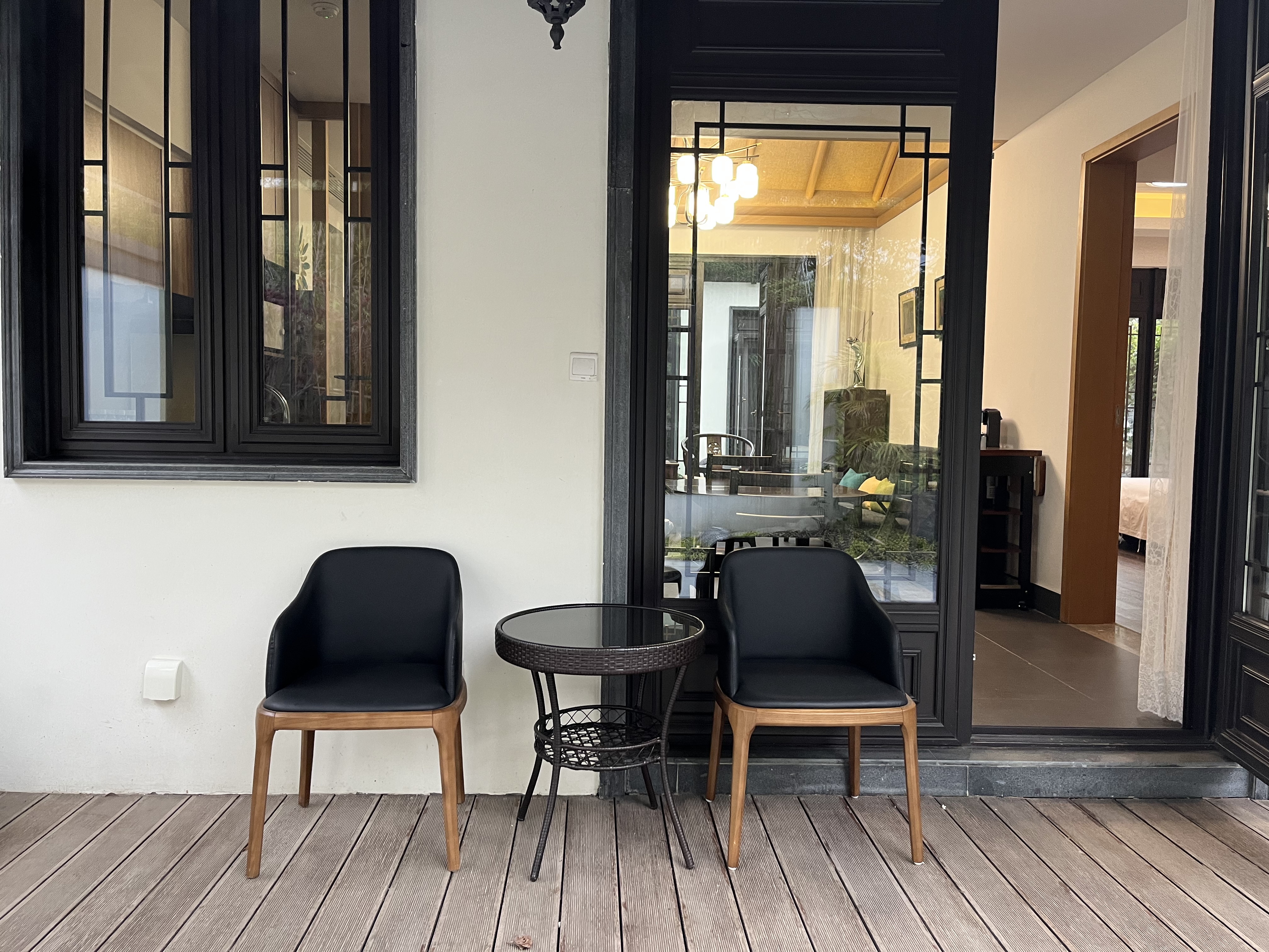 两居两衞·隐溪禅意别院