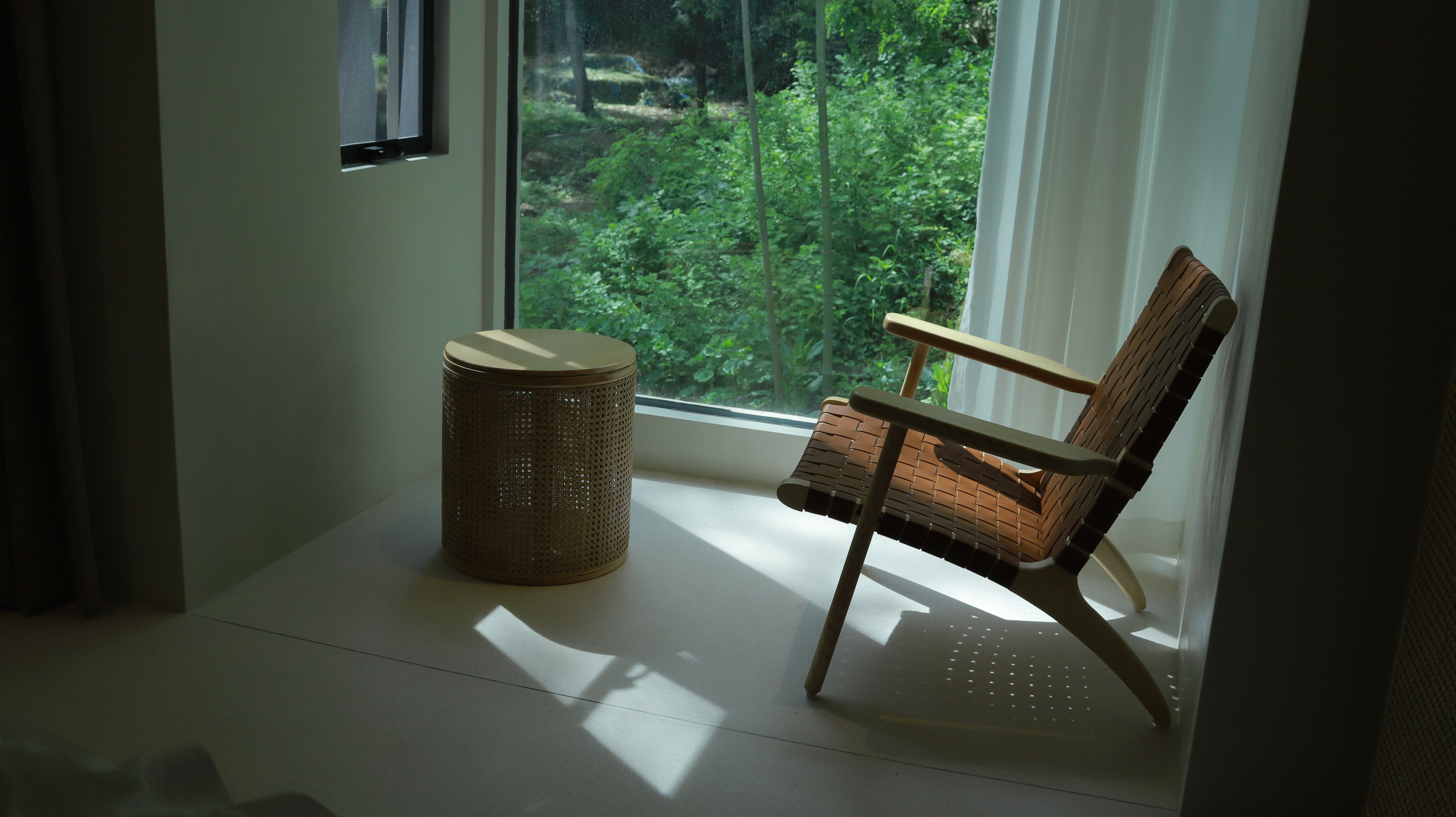 梧字：特惠山景大床房|零压床垫|观景落地窗|后山景观