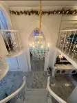 Fairy Tale Castle Apartment (GuotaiRioMall, Jilin University, Changchun) Отели в г. 