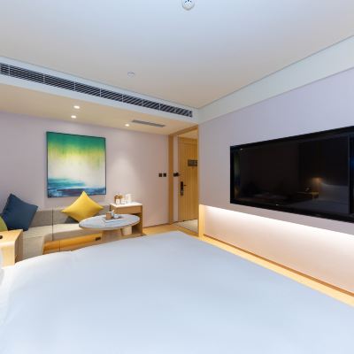 大床房（夢百合床墊+65寸電視可投屏） 全季飯店（蘇州盛澤東方紡織城店）優惠